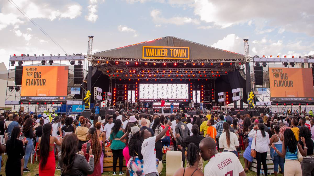 Walker Town: Concert riddled with mishaps, organisers apologise